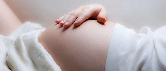 Пульсация при беременности в районе пупка thumbnail